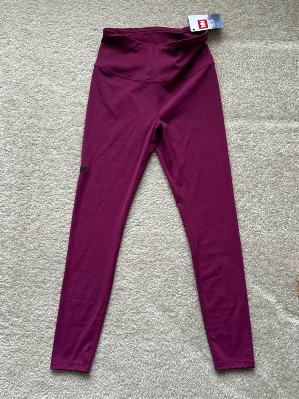 Helly Hansen Roam Leggings NWT dark magenta